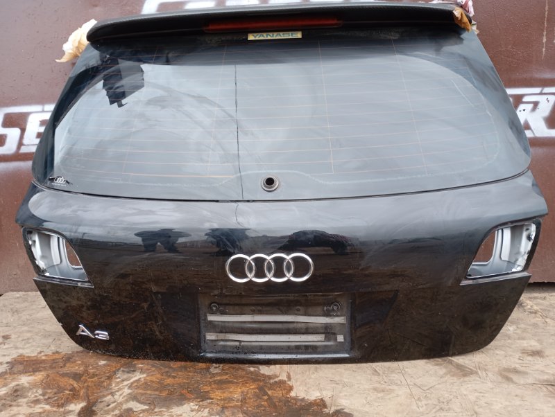 Крышка багажника Audi A3 2009 8P