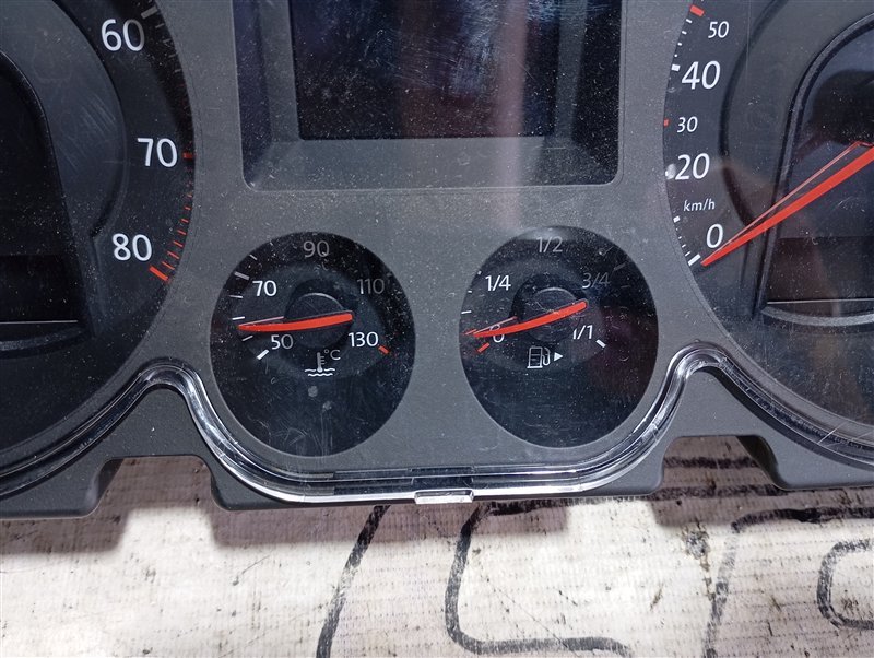 Панель приборов Volkswagen Passat 2006 B6