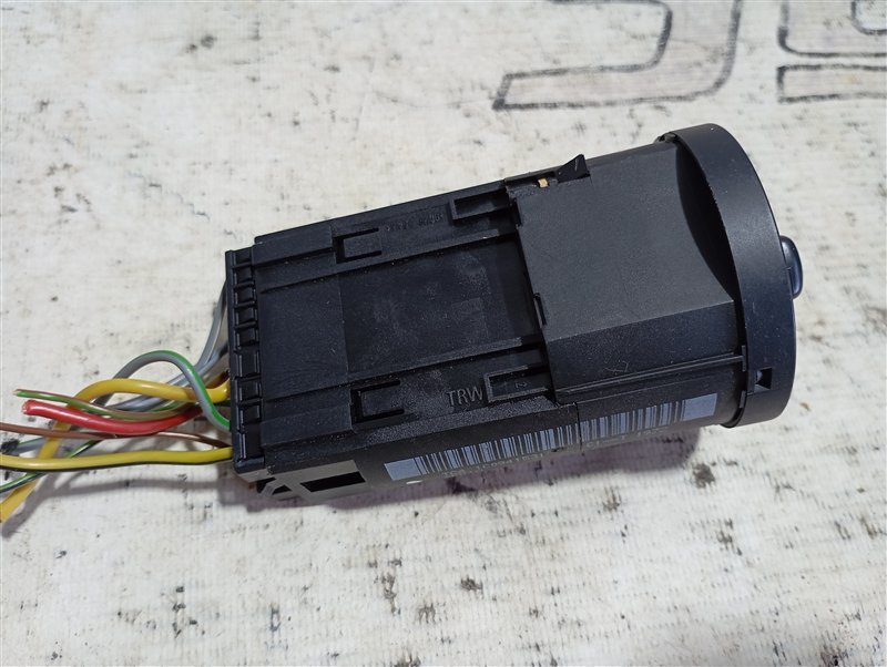 Переключатель света фар Volkswagen Passat 2002 B5