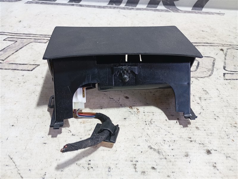 Пепельница Volkswagen Passat 2002 B5