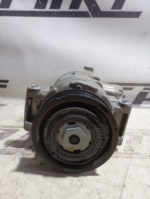 Компрессор кондиционера Audi A4 2008 B8
