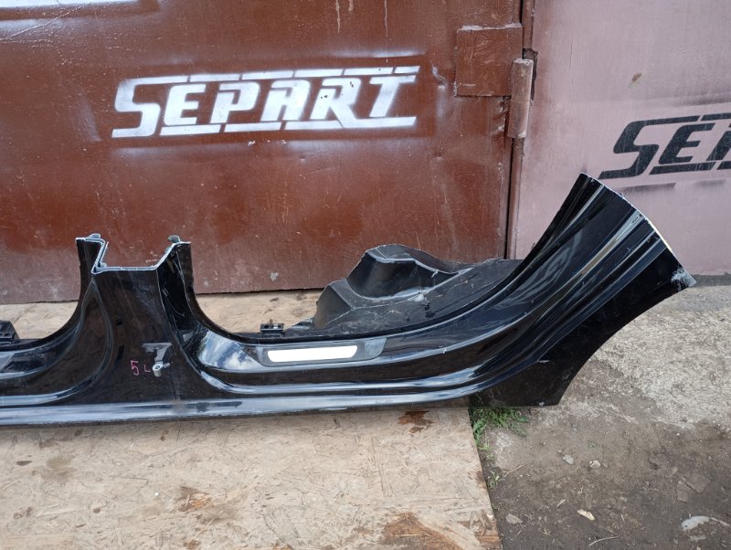 Порог Audi A4 2011 B8