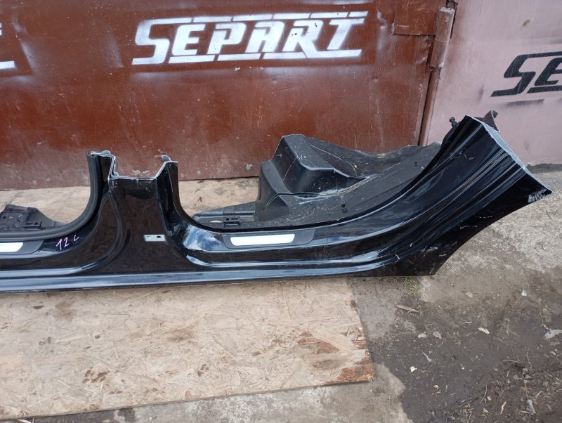 Порог Audi A4 2011 B8