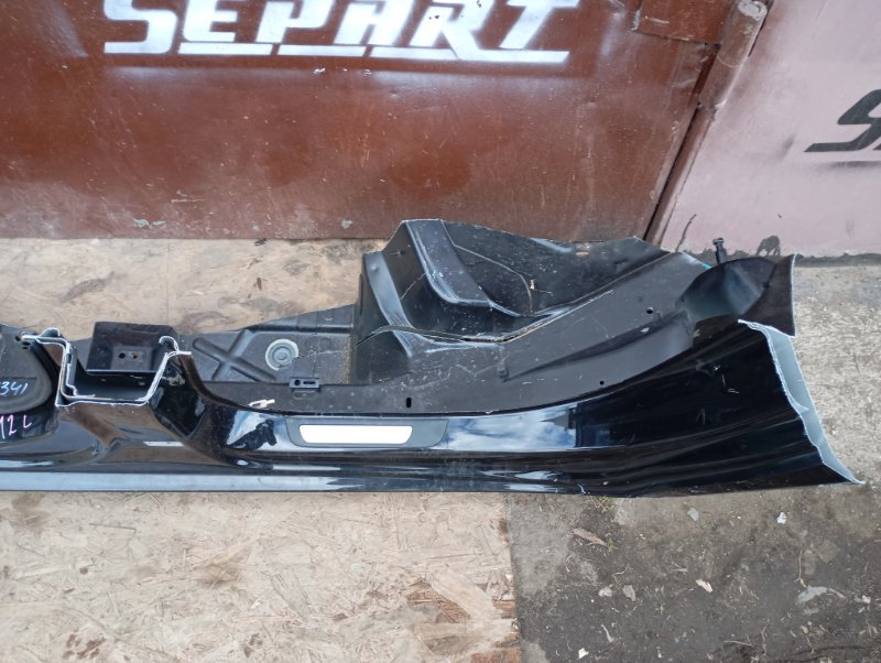Порог Audi A4 2011 B8