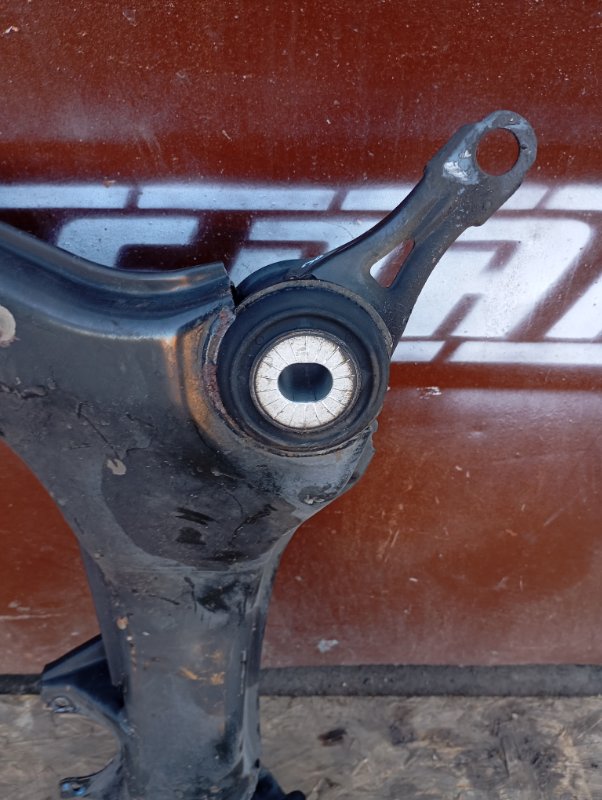 Подрамник Audi A4 2002 B6