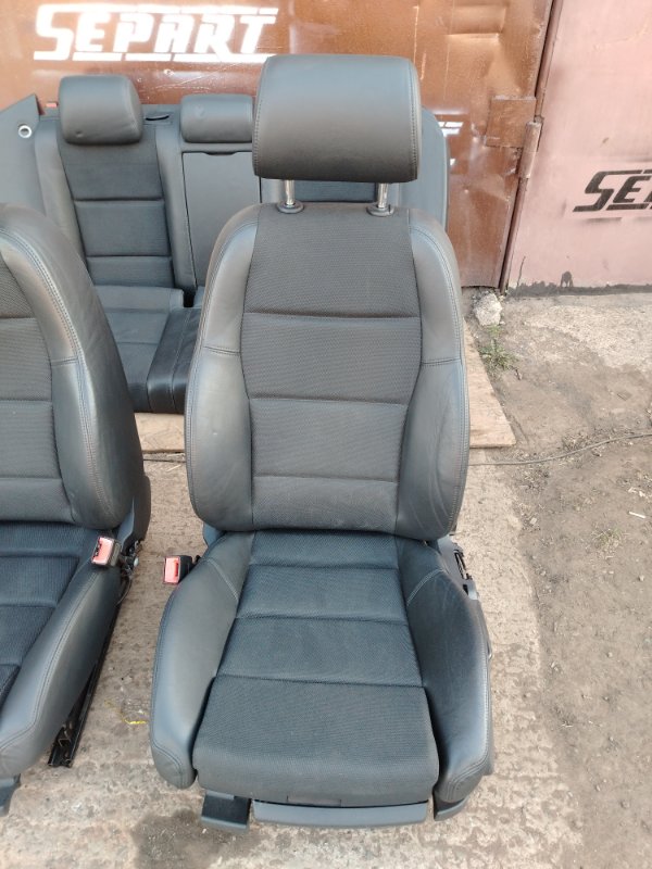 Сиденья комплект Audi A4 2002 B6