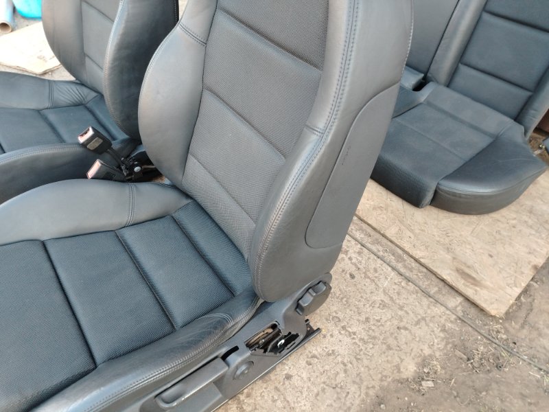 Сиденья комплект Audi A4 2002 B6
