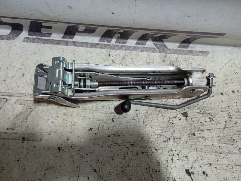 Домкрат Audi A4 2006 B7