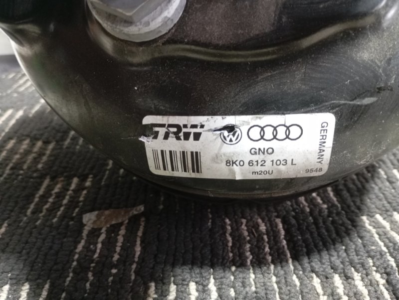 Вакуумный усилитель тормозов Audi A4 2008 B8