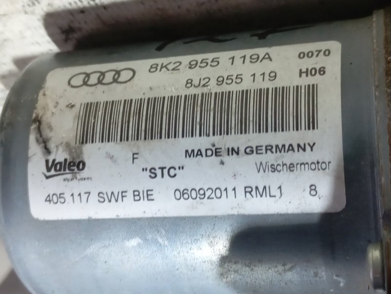 Моторчик стеклоочистителей Audi A4 2011 B8