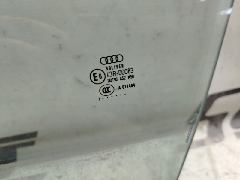 Стекло двери Audi A6 2005 C6