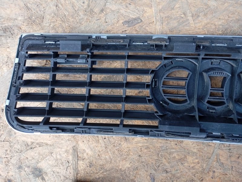 Решетка бампера Audi A4 2002 B6
