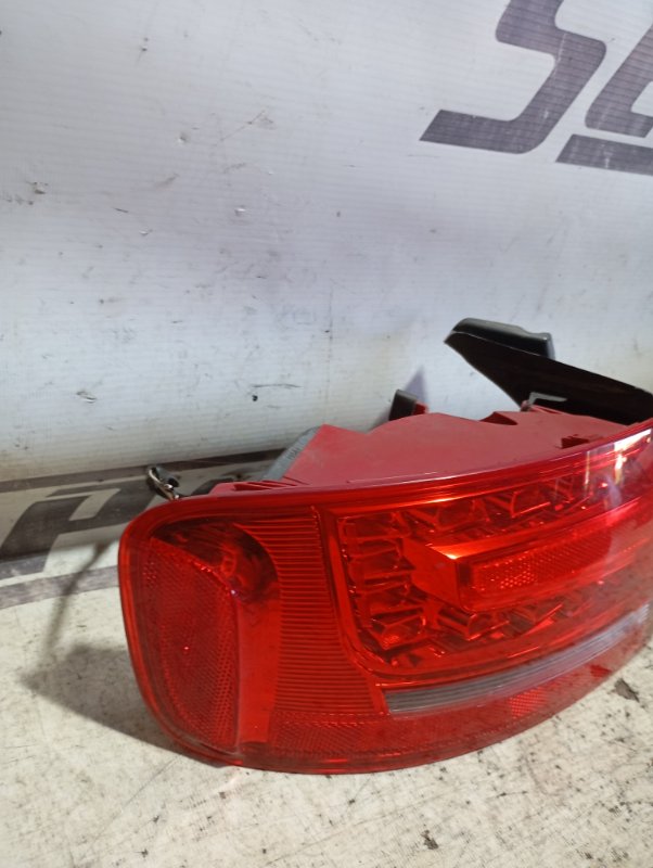 Фонари Audi A4 2011 B8