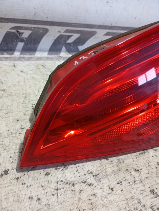 Фонарь внутренний Audi A4 2008 B8
