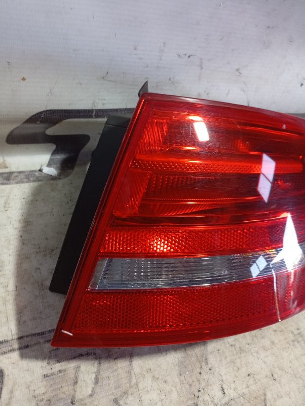 Фонарь наружный Audi A4 2008 B8