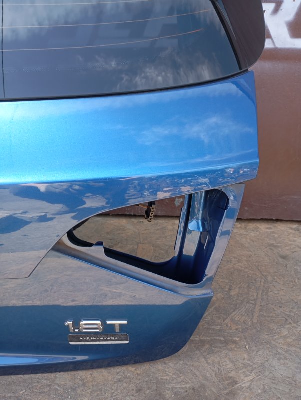 Дверь багажника Audi A4 2008 B8