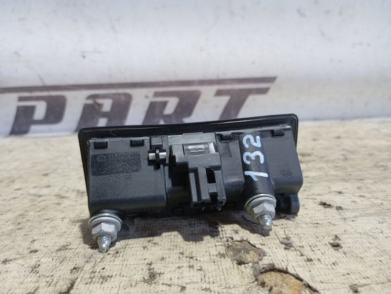 Кнопка открывания багажника Audi A4 2008 B8