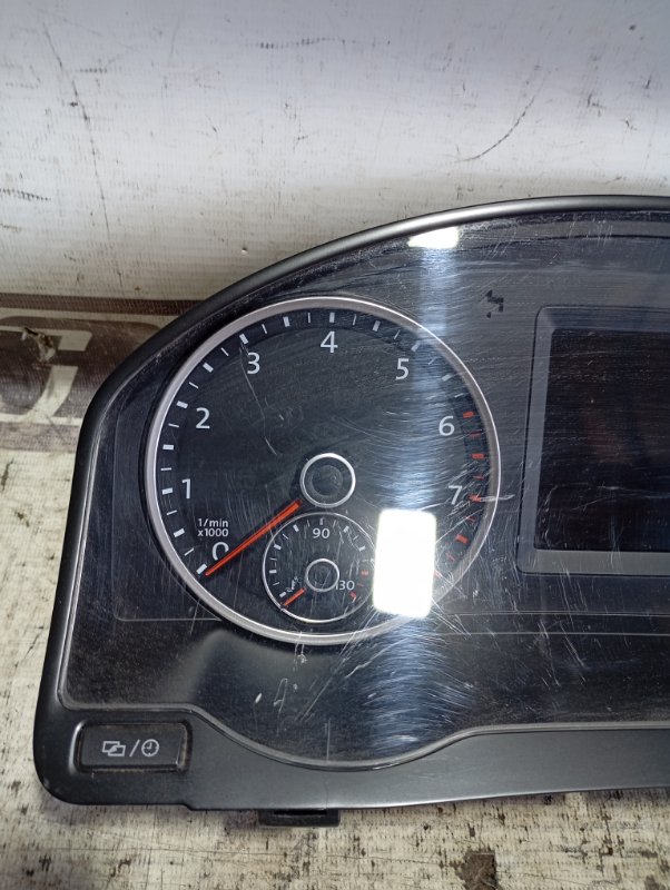 Панель приборов Volkswagen Tiguan 2014 5N