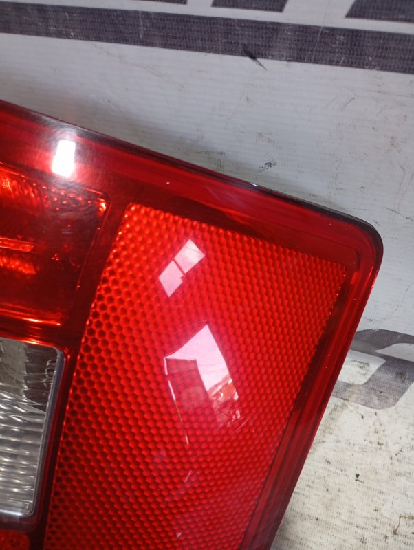 Фонарь Audi A4 2002 B6