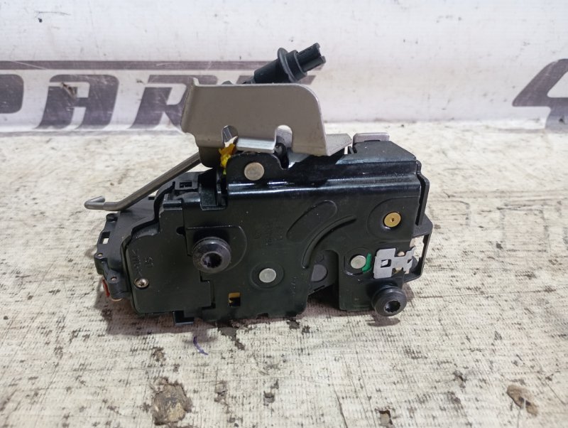 Замок двери Audi A4 2002 B6