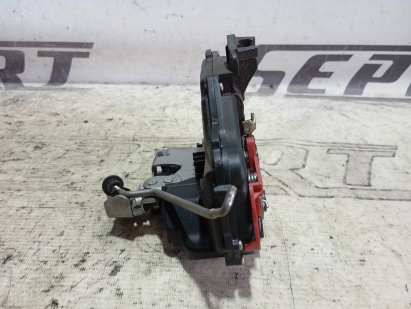 Замок двери Audi A4 2002 B6