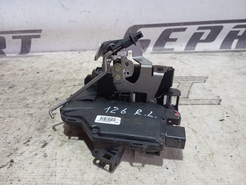 Замок двери Audi A4 2002 B6