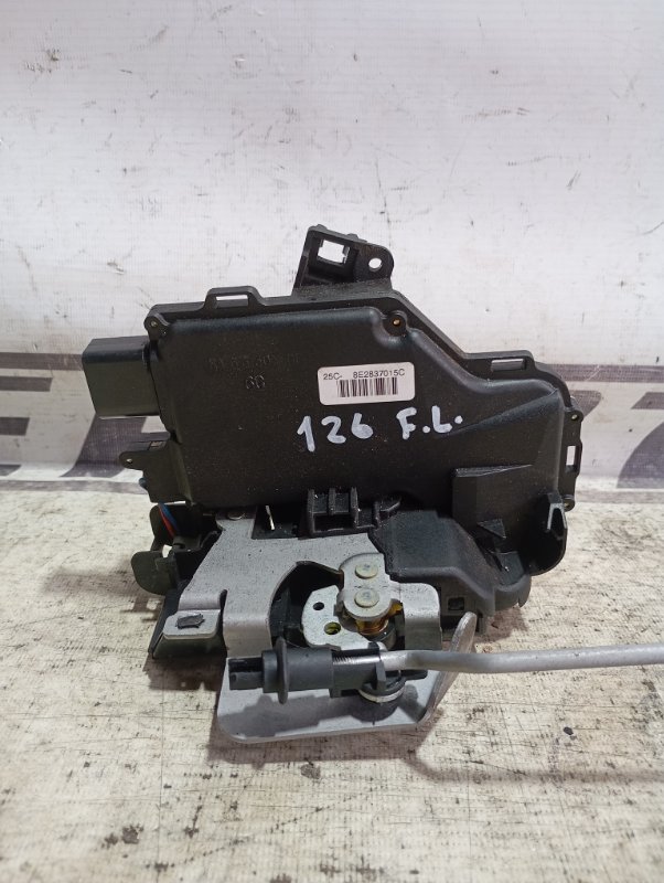 Замок двери Audi A4 2002 B6