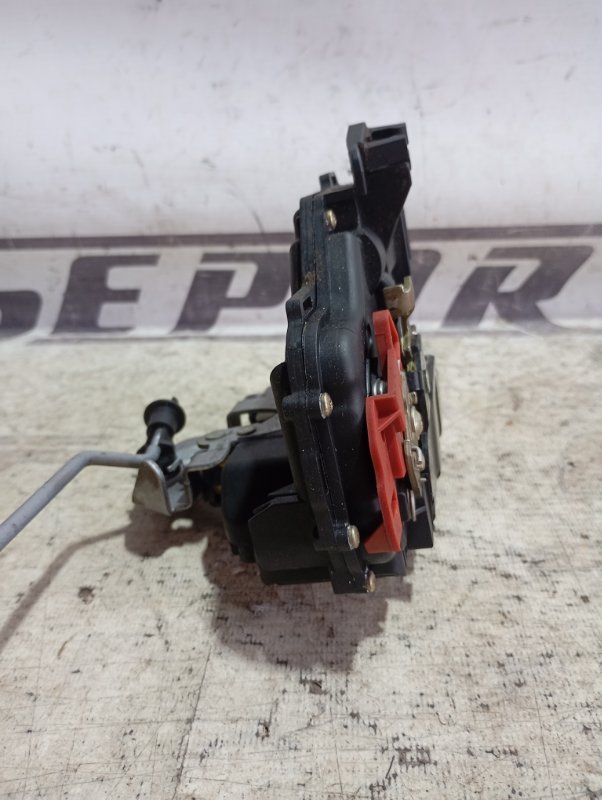 Замок двери Audi A4 2002 B6