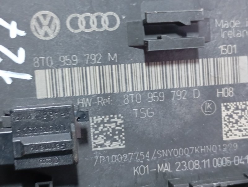Блок управления двери Audi A4 2011 B8