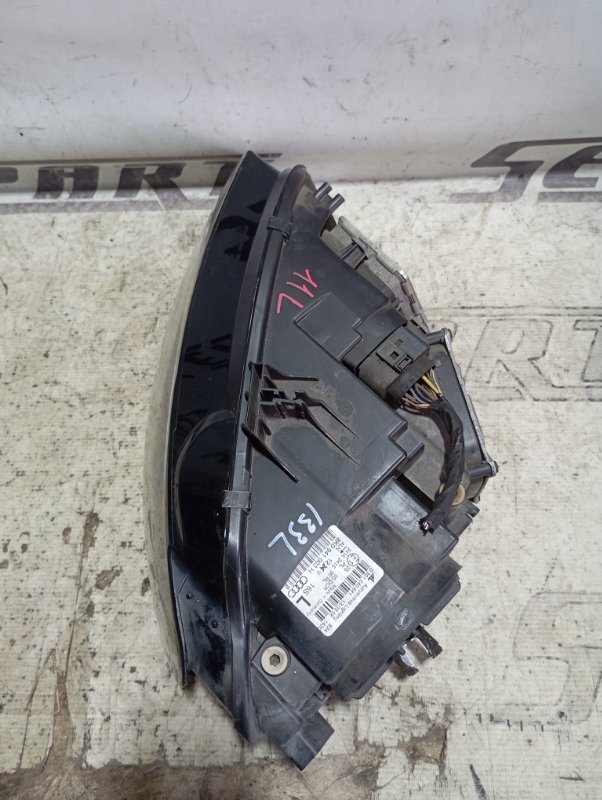 Фары Audi A4 2008 B8