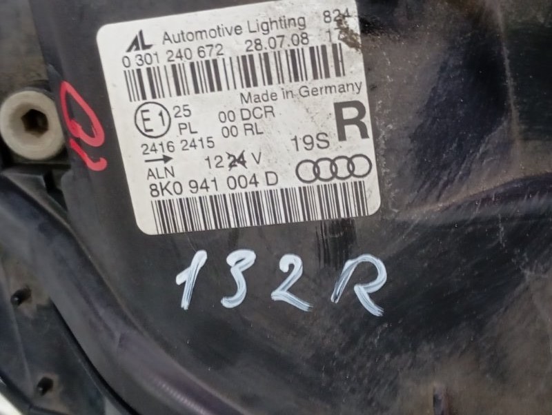 Фары Audi A4 2008 B8