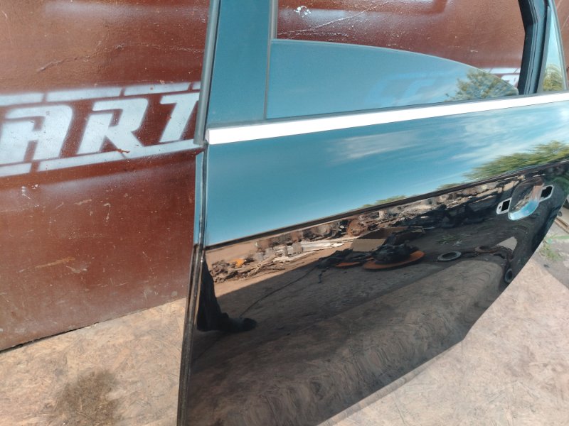 Дверь Audi A4 2011 B8
