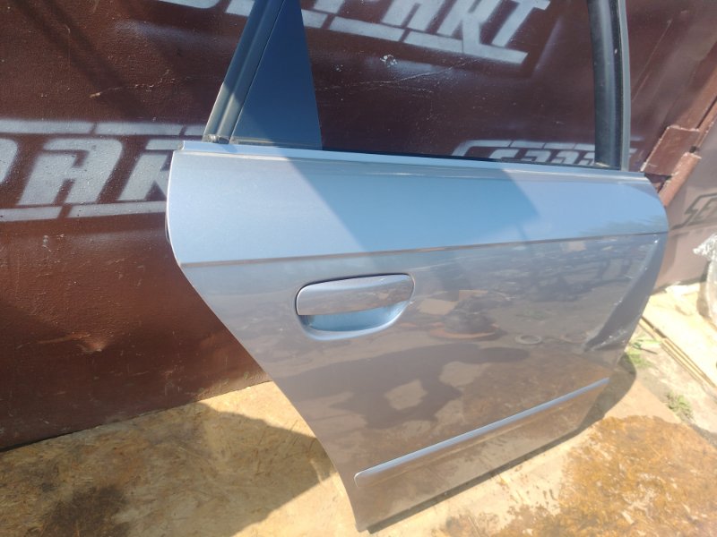 Дверь Audi A4 2006 B7