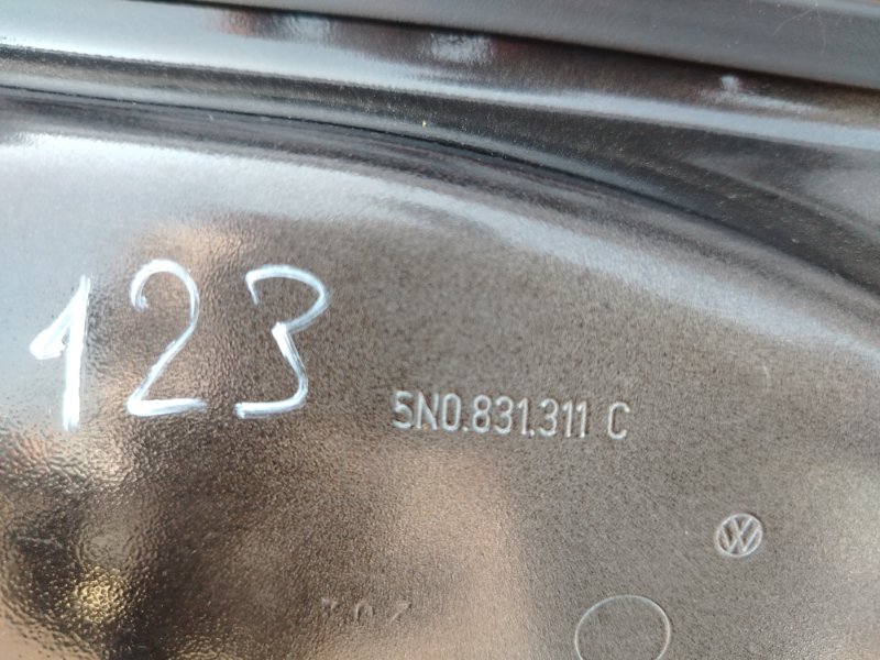 Дверь Volkswagen Tiguan 2014 5N