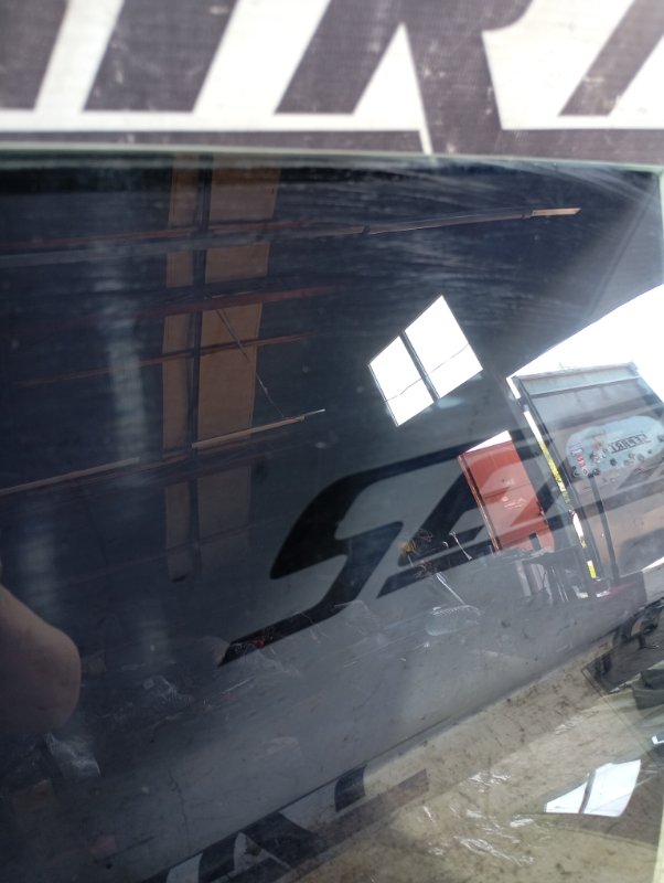 Стекло двери Audi A4 2006 B7