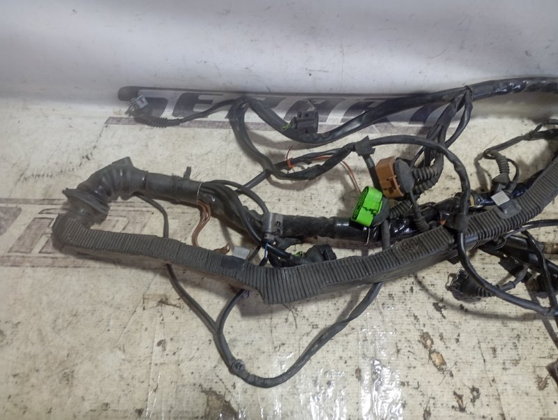 Проводка двигателя Volkswagen Passat 2002 B5