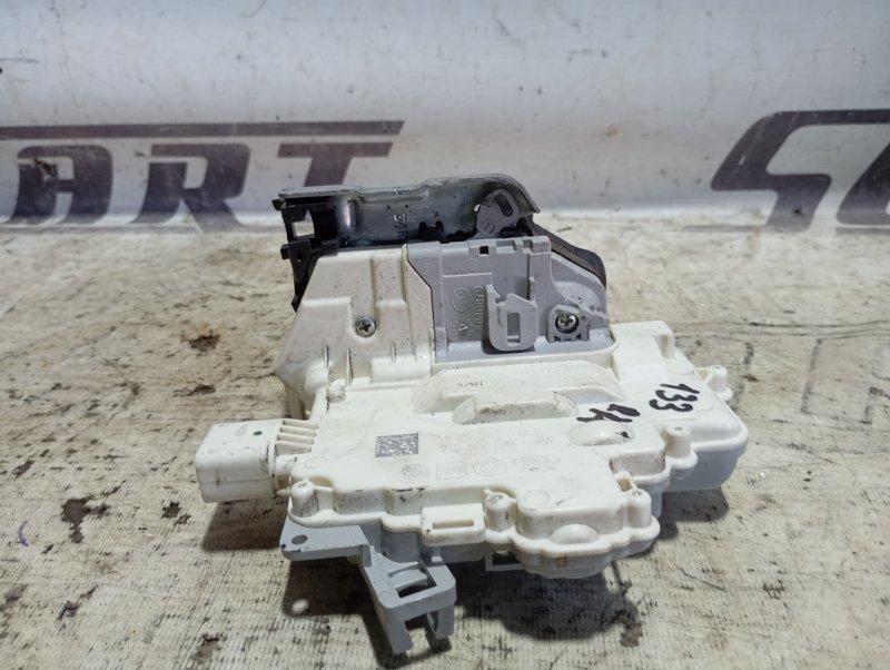 Замок двери Audi A4 2008 B8