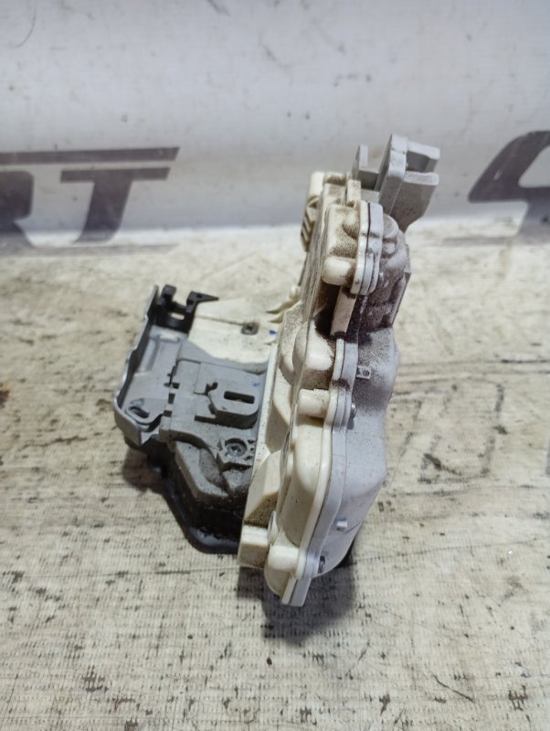 Замок двери Audi A4 2008 B8