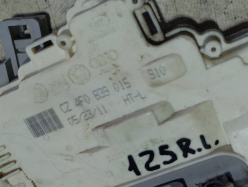 Замок двери Audi A3 2010 8P
