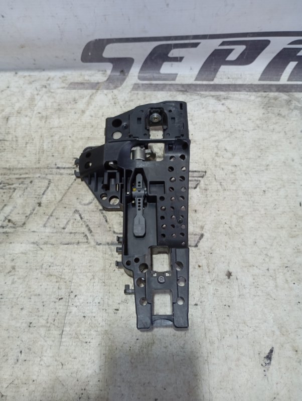 Кронштейн ручки двери Audi A4 2008 B8
