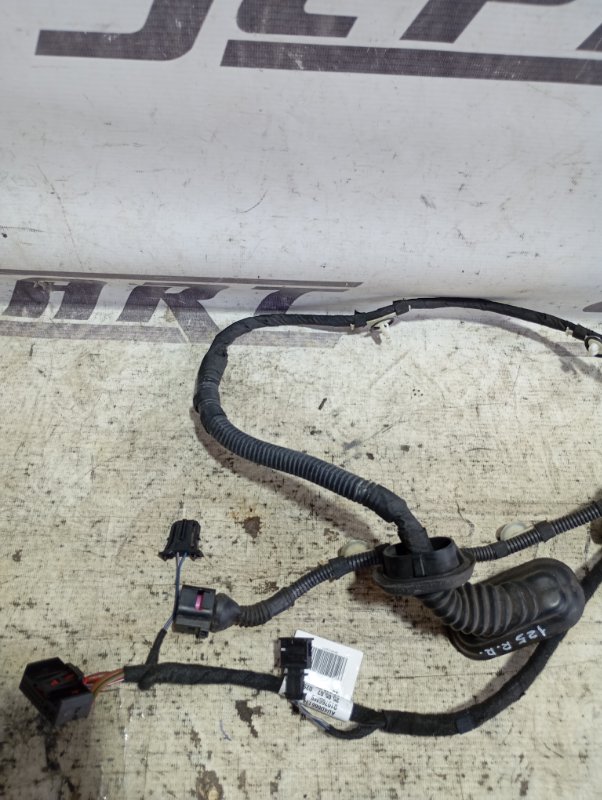 Проводка двери Audi A3 2010 8P