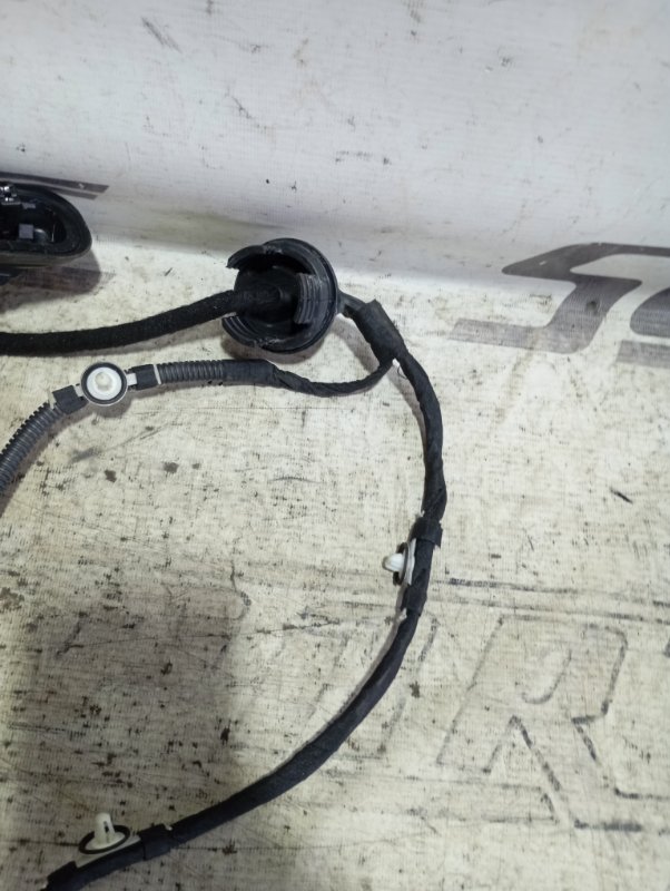 Проводка двери Audi A3 2010 8P