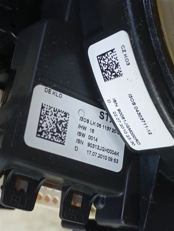 Переключатели подрулевые Audi A4 2011 B8