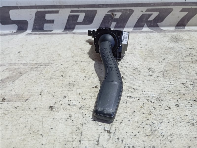 Переключатель поворотов подрулевой Audi A3 2010 8P