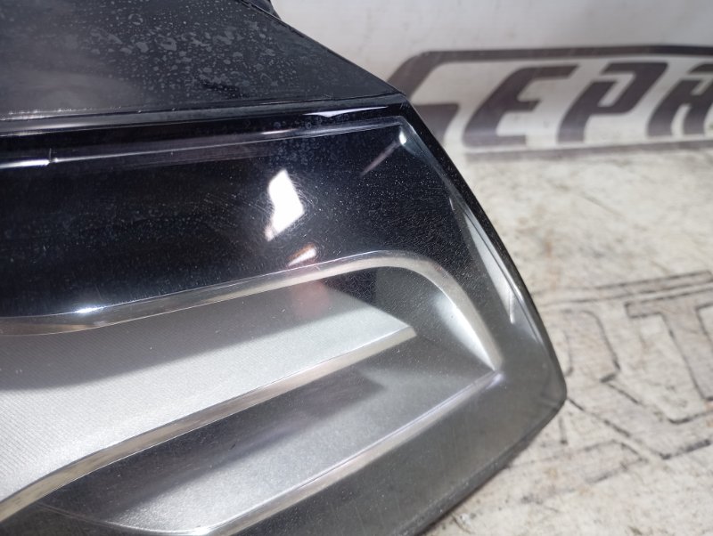 Фары Audi A4 2011 B8