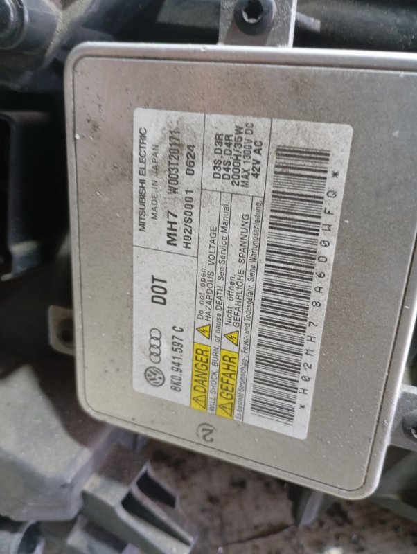 Фары Audi A4 2011 B8