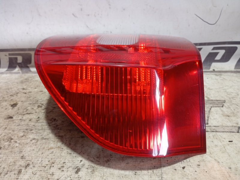 Фонарь Skoda YETI 2015