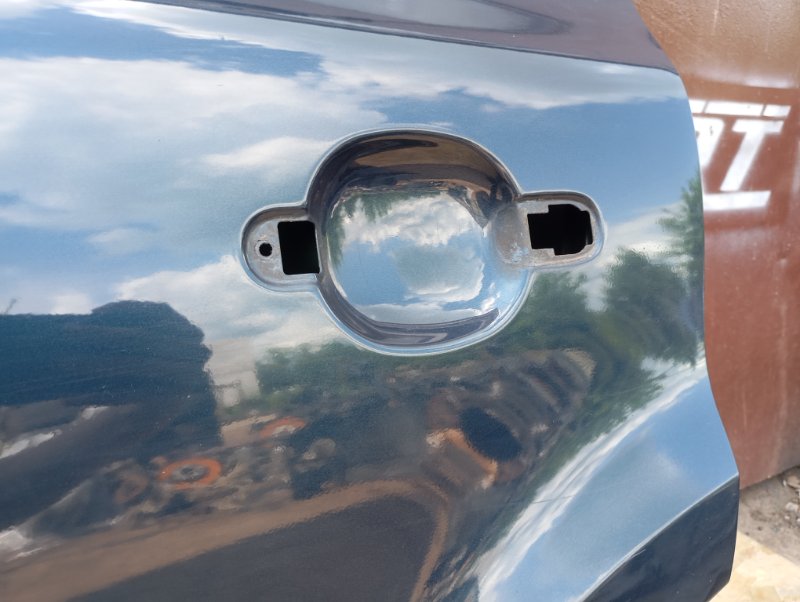 Дверь Skoda YETI 2015