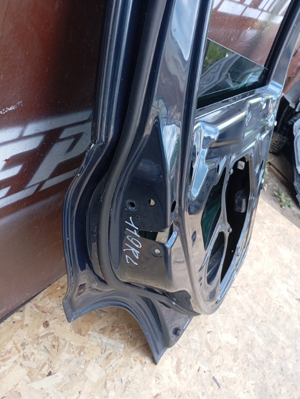 Дверь Skoda YETI 2015