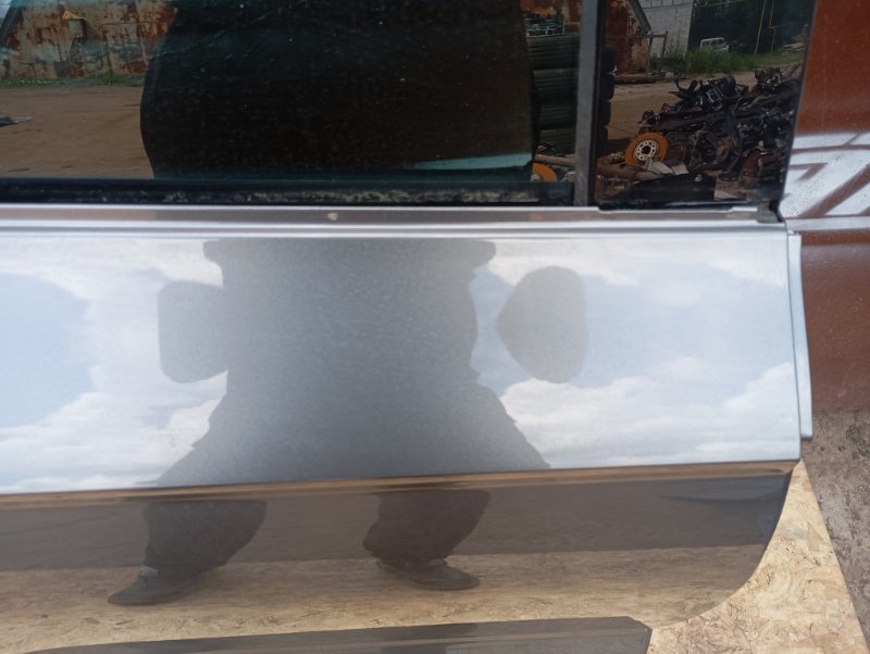 Дверь Skoda Karoq 2024